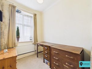 Bedroom- click for photo gallery